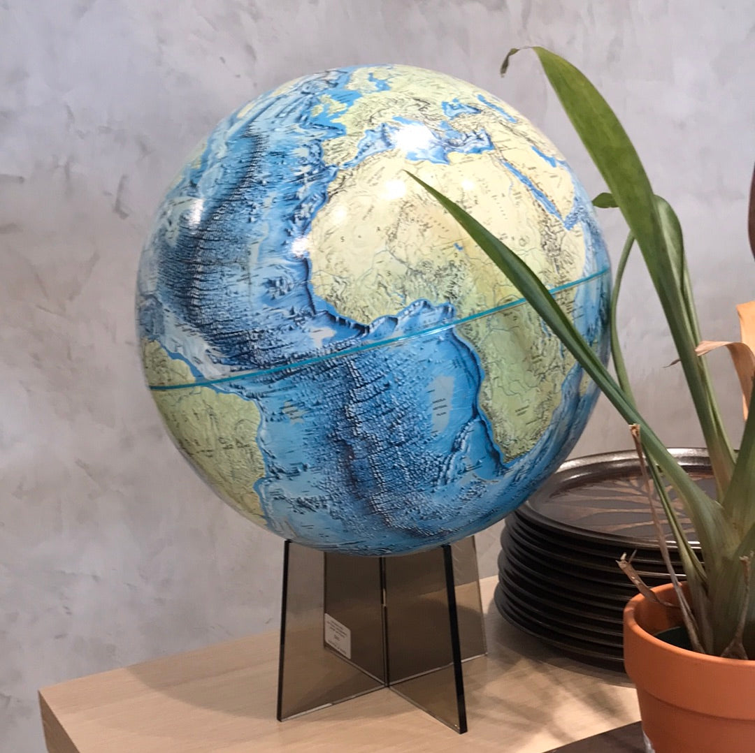 Original 1974 National Geographic Globe on Stand