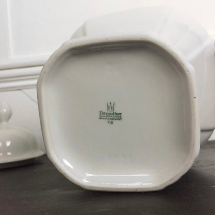 Vintage Chinoiserie White Porcelain Lidded Ginger Jar - Bareuther Waldsassen Blanc de Chine
